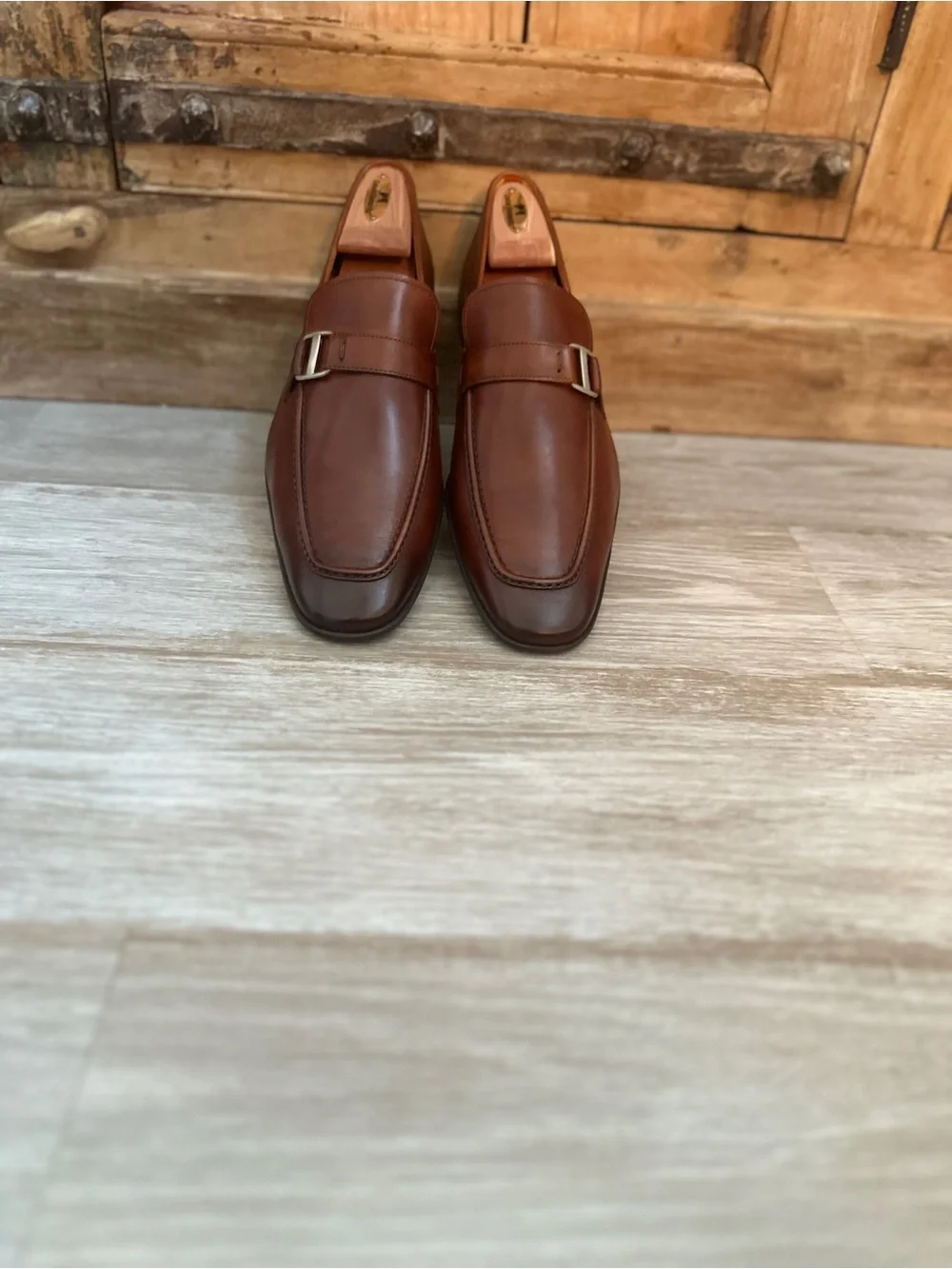 Magnanni Mens Brown Moc Toe Slip-On Casual Loafer Shoes Size 9.5M New Without Bo